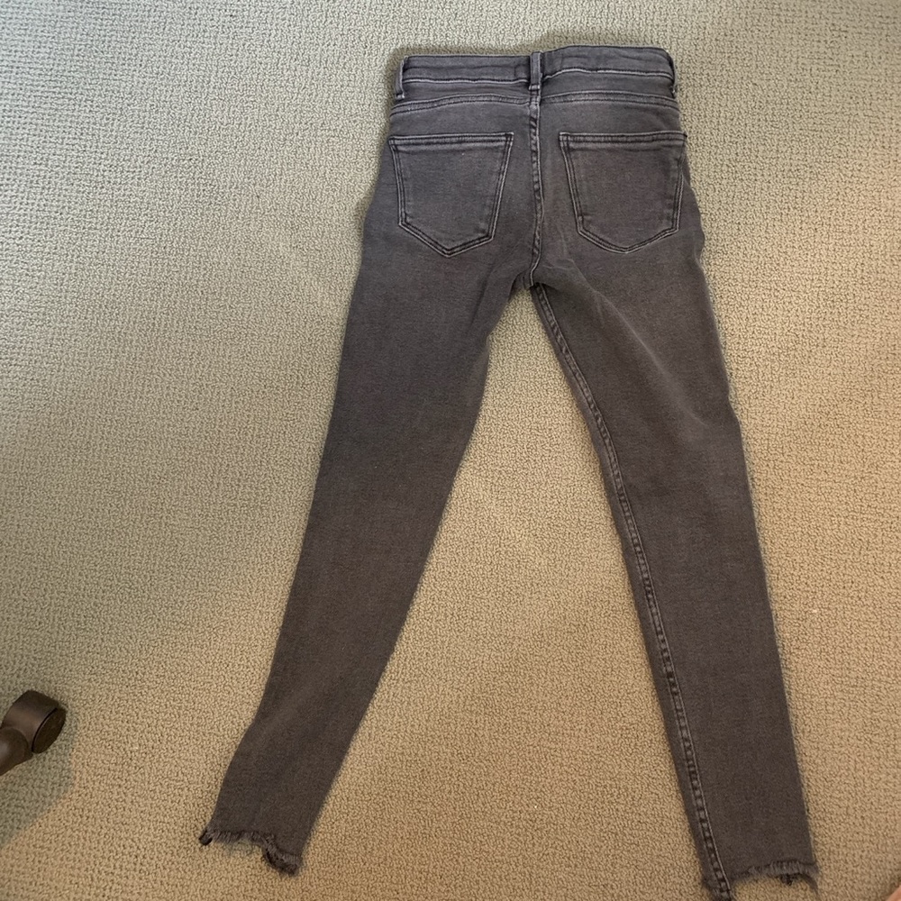 Zara jeans - Picture 3 of 3